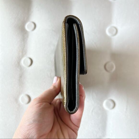 Chanel Vintage Tri Fold Patent Leather Wallet - Picture 4 of 15